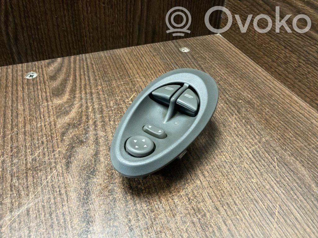 Iveco Daily 3rd gen Electric window control switch 