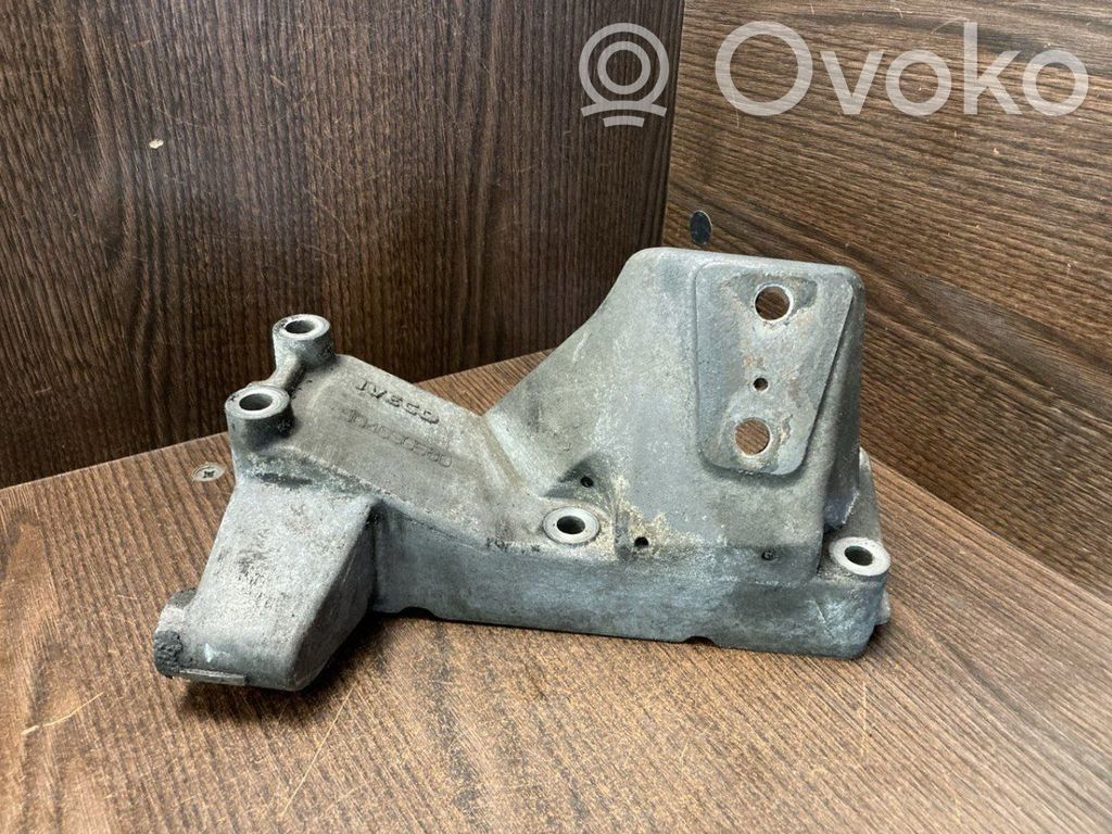 Iveco Daily 3rd gen Engine mount bracket 