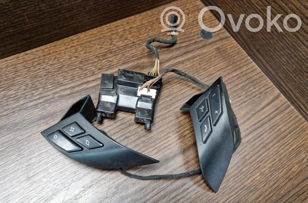BMW 5 E60 E61 Steering wheel buttons/switches 