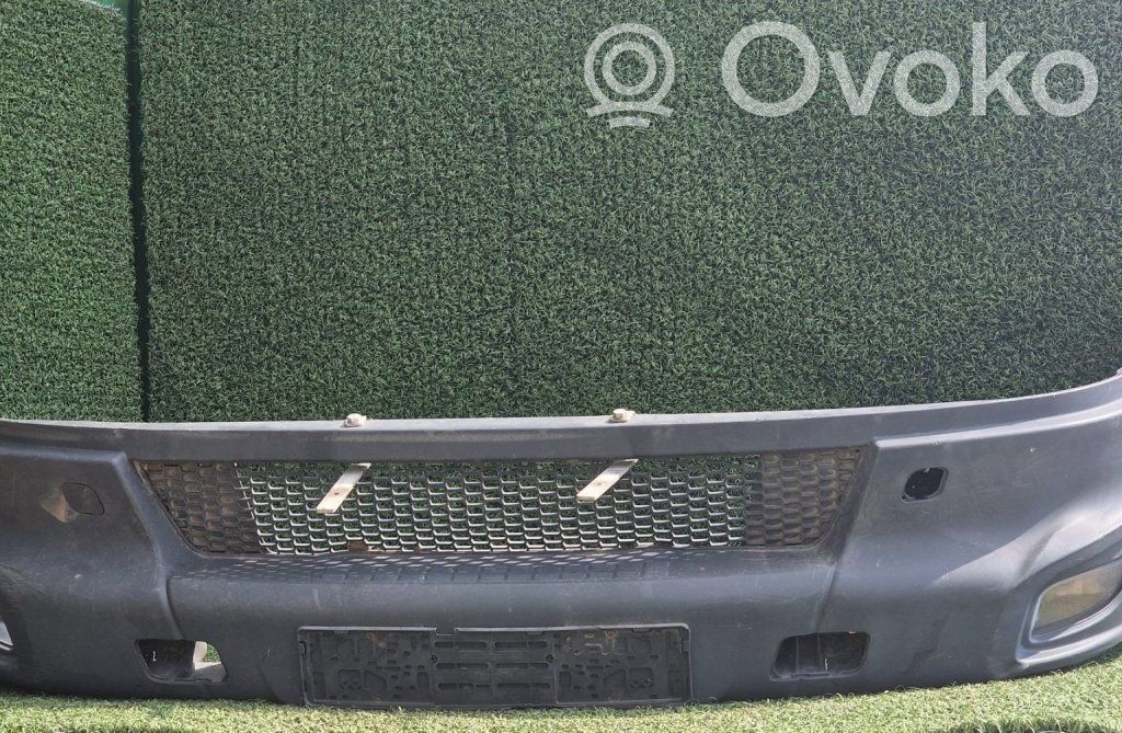 Iveco Daily 5th gen Parachoques delantero 