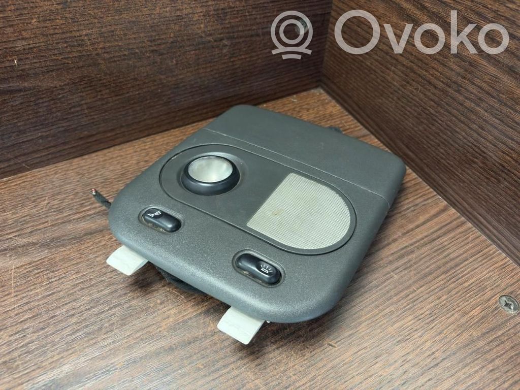 Iveco Daily 3rd gen Luz del asiento delantero 