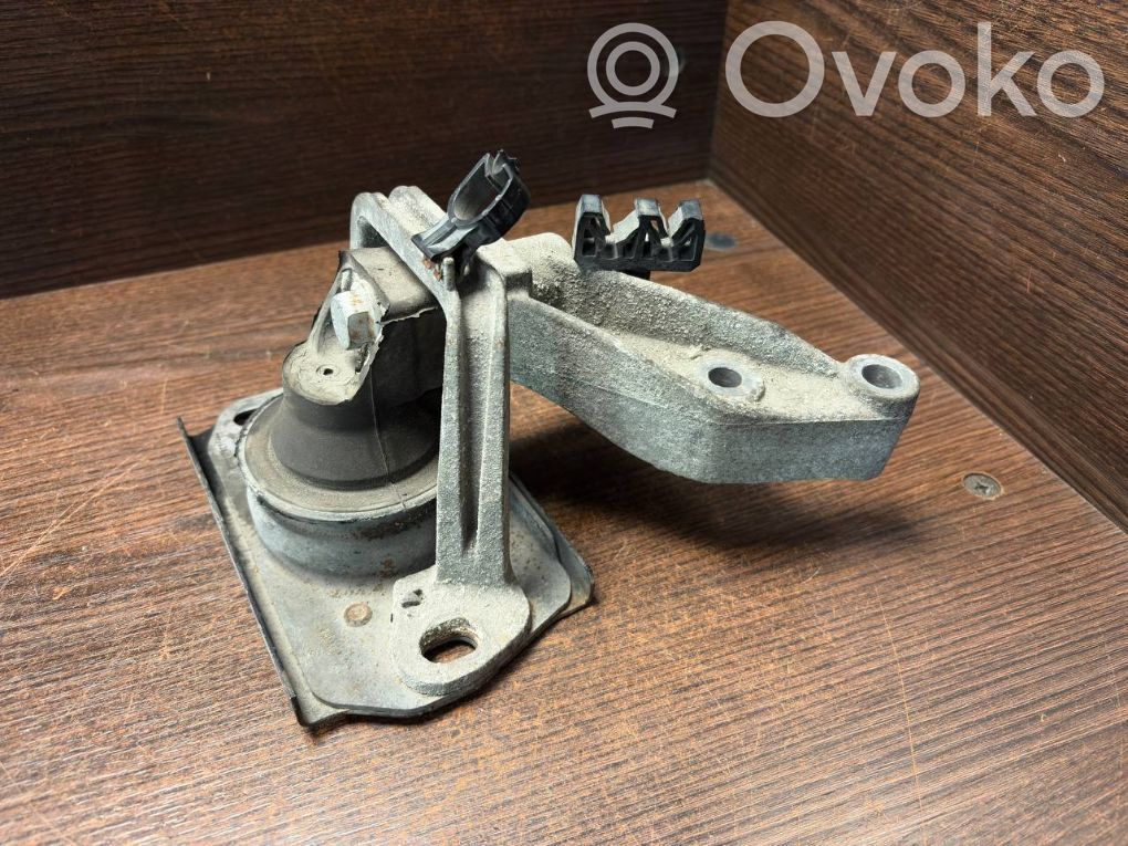 Renault Trafic II (X83) Engine mount bracket 