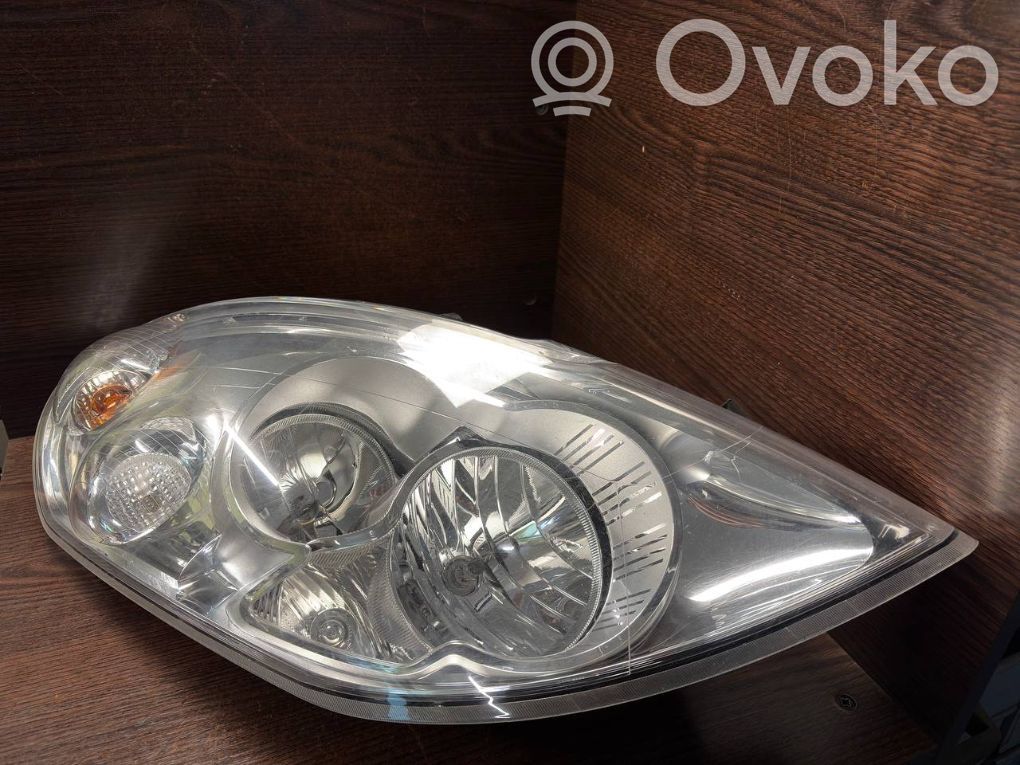 Renault Master III Headlight/headlamp 