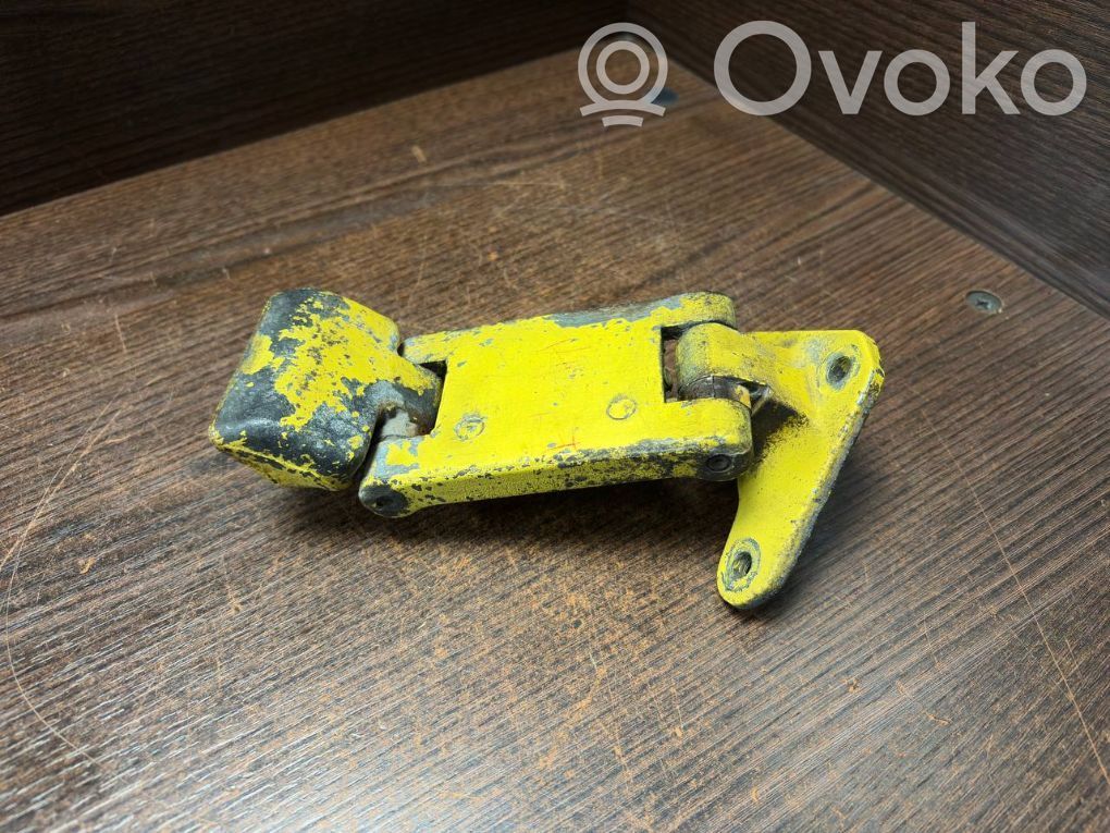 Iveco Daily 4th gen Loading door upper hinge 