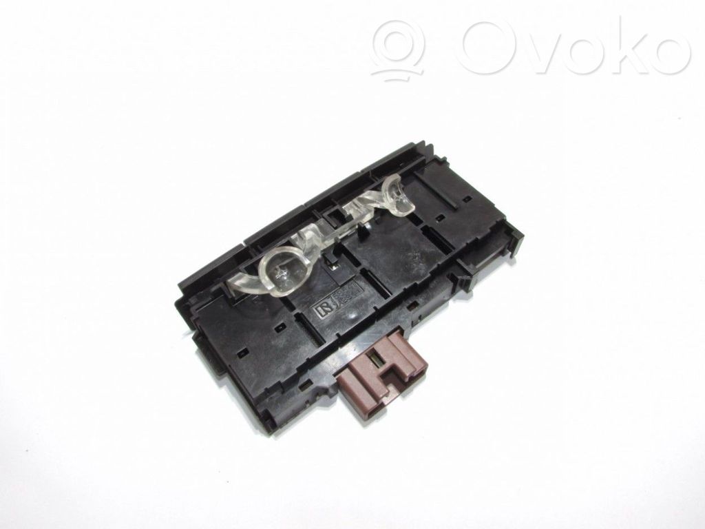 Hazard light switch   758541