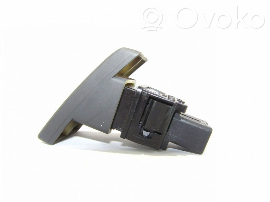 Hazard light switch   KODONRA