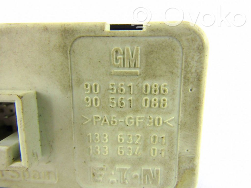 Electric window control switch   90561086,90561088