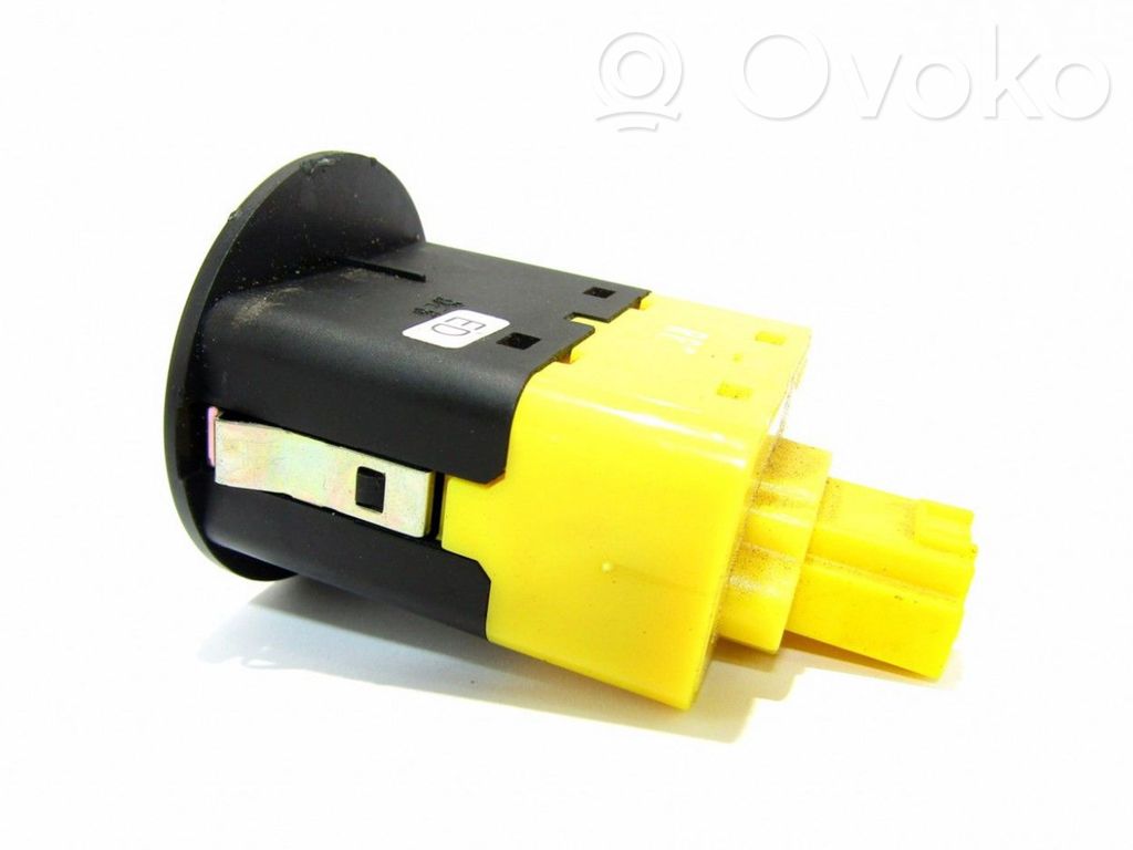 Passenger airbag on/off switch   KODONRA