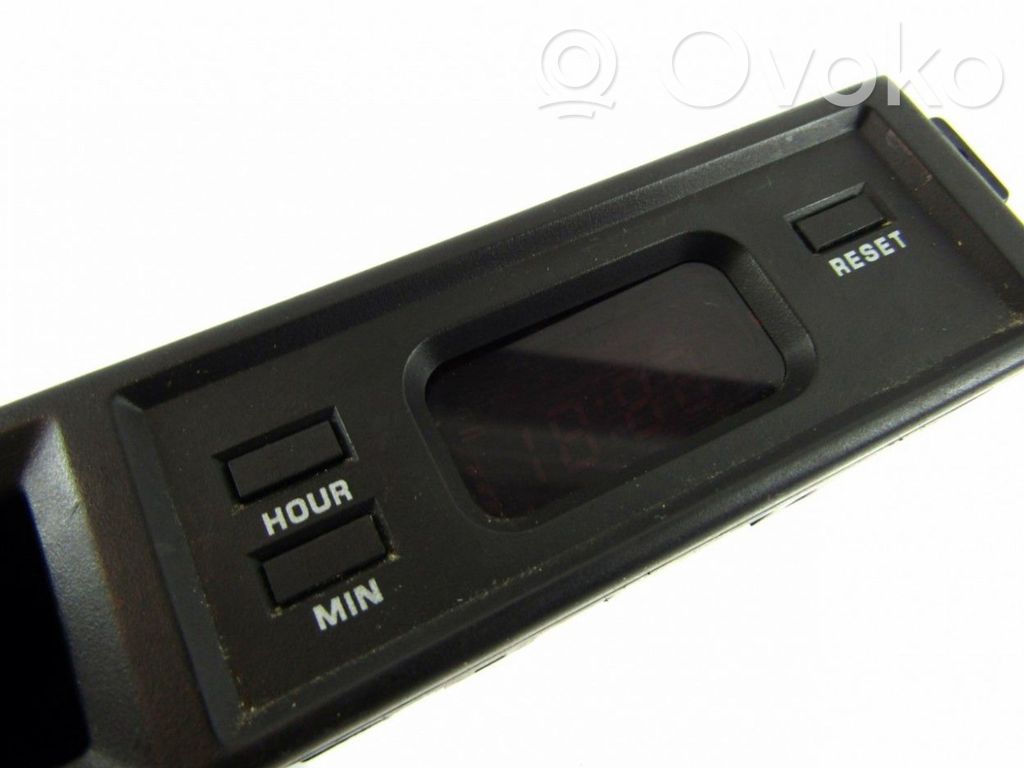 Часы   OK2C255710