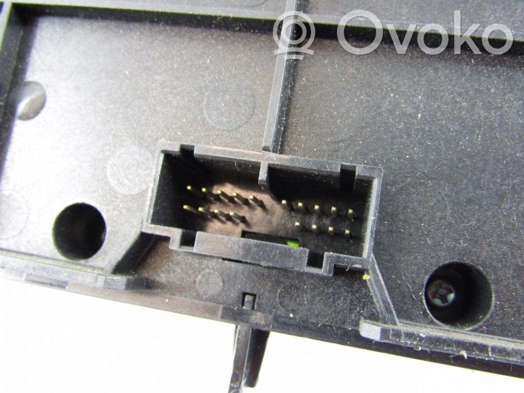 Climate control unit   6H5219E900JB