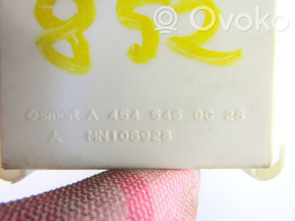 Drošinātāju bloks   A4545450028,MN108928