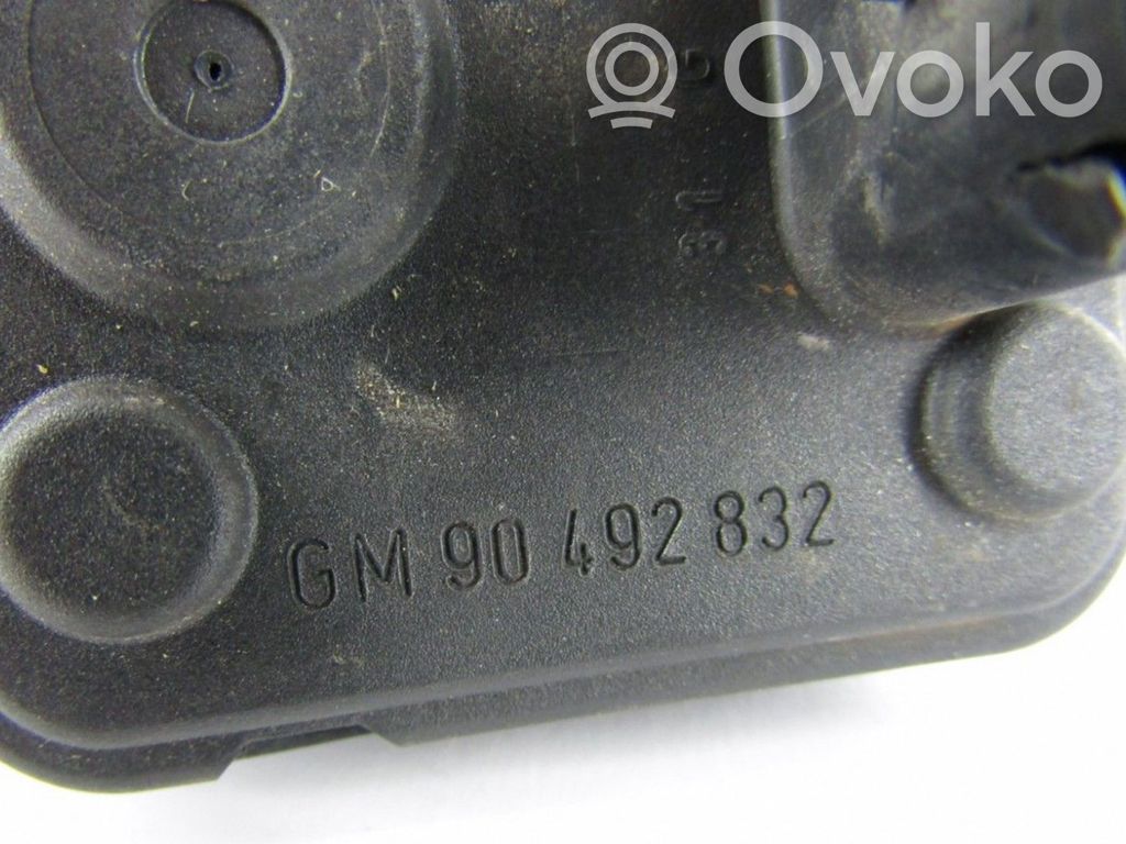 Scheinwerferstellmotor   90492832