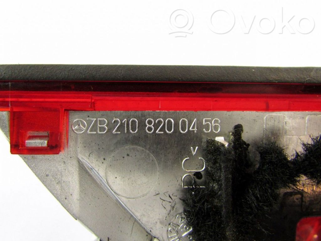 Mercedes-Benz E W210 Third/center stoplight 