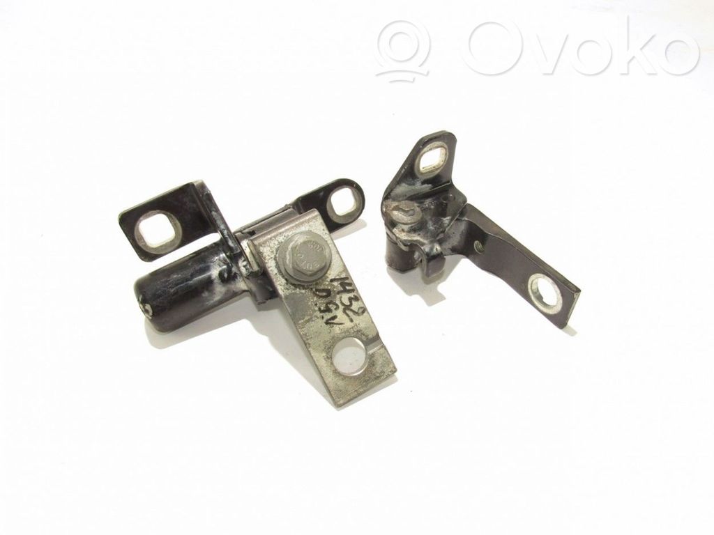 Rear door hinge set