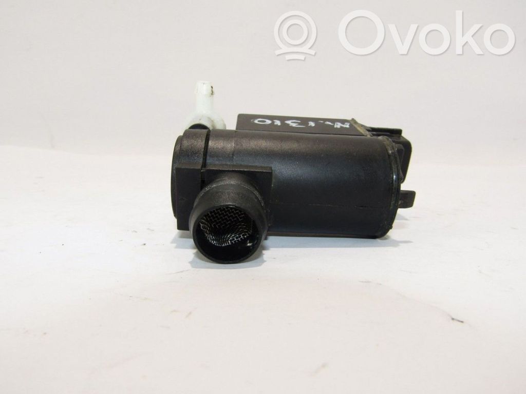 Windscreen/windshield washer pump   9851025100