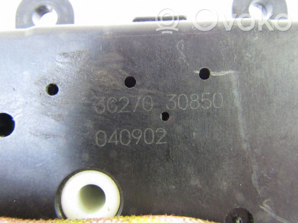 Nissan Primera Silniczek nagrzewnicy 
