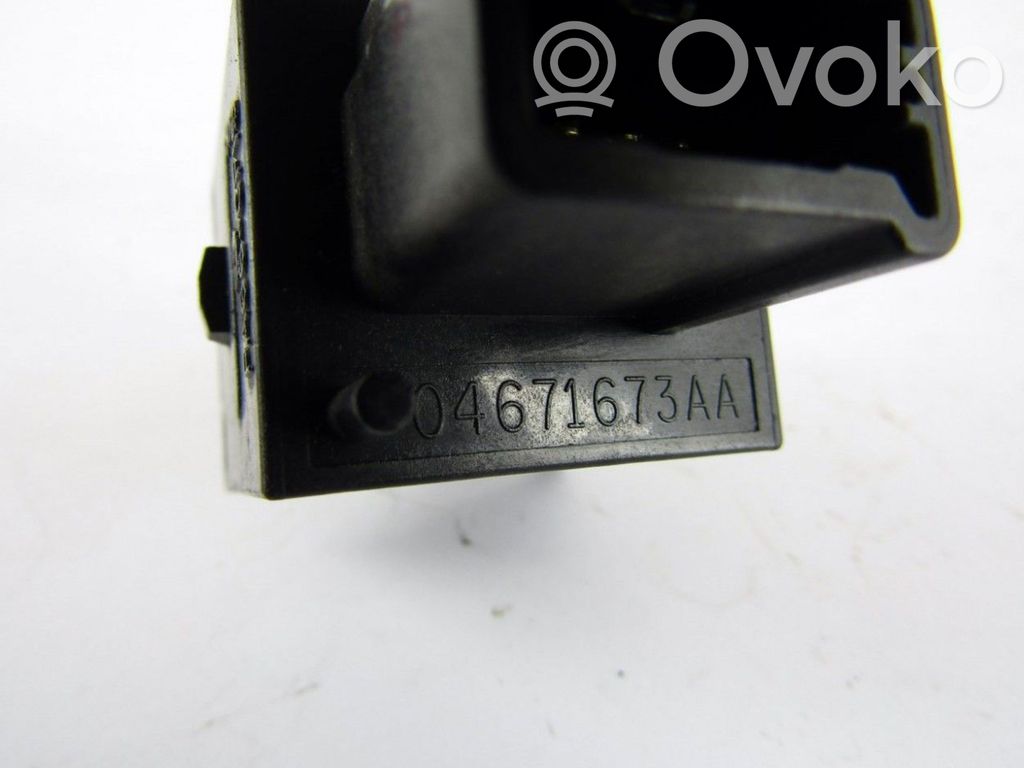 Headlight level height control switch   04671673AA