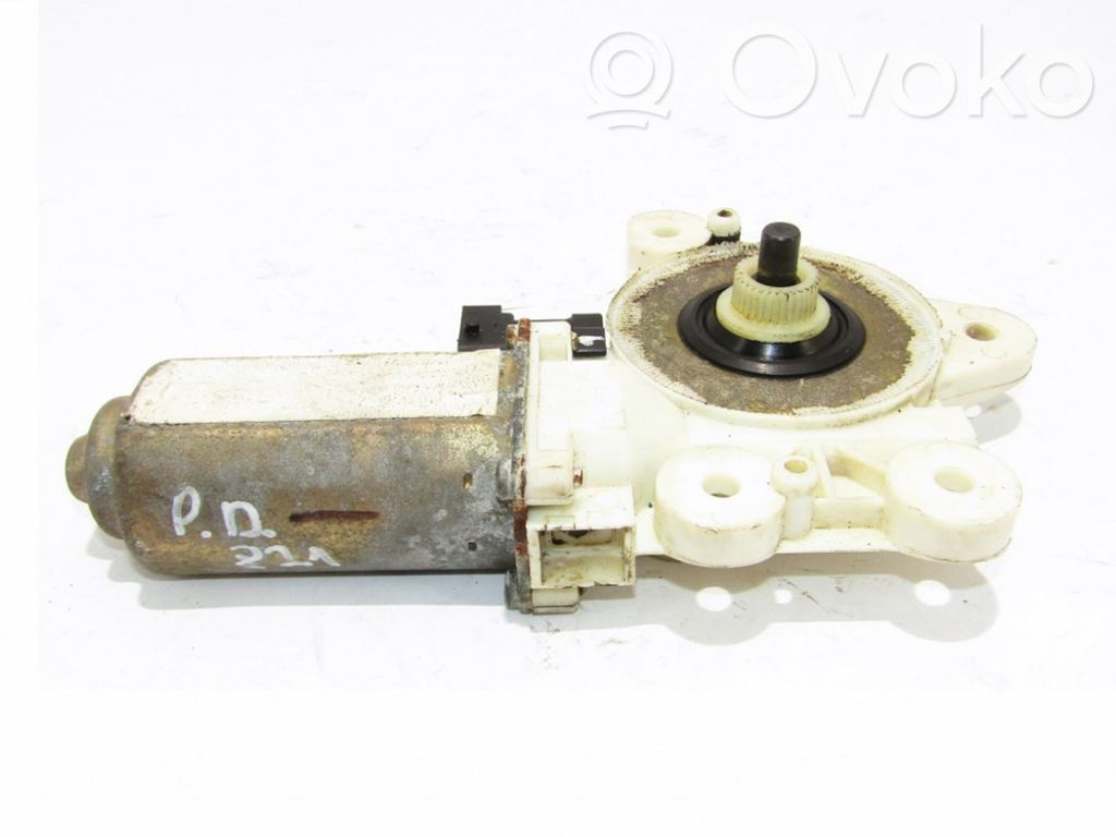 Saab 9-3 Ver1 Varikliukas priekinio langų pakėlėjo 