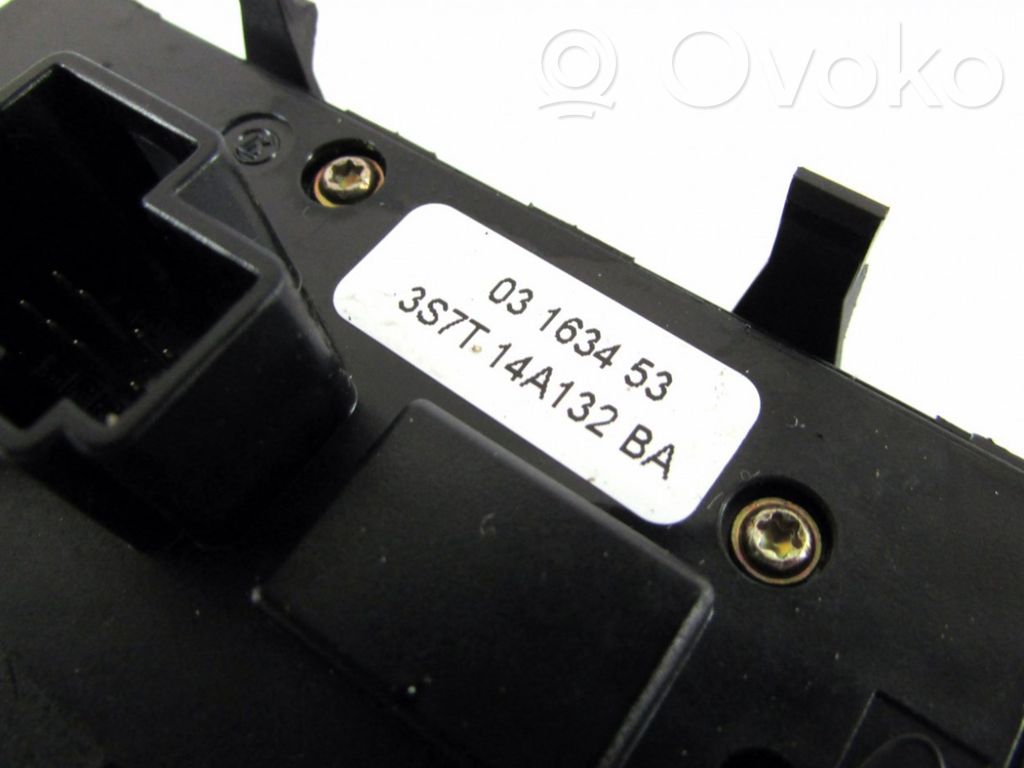 Ford Mondeo Mk III Electric window control switch 