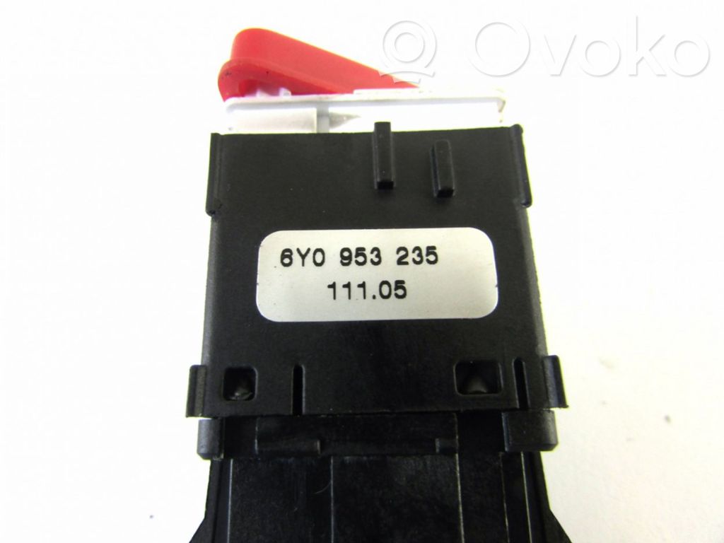 Volkswagen Transporter - Caravelle T5 Hazard light switch 