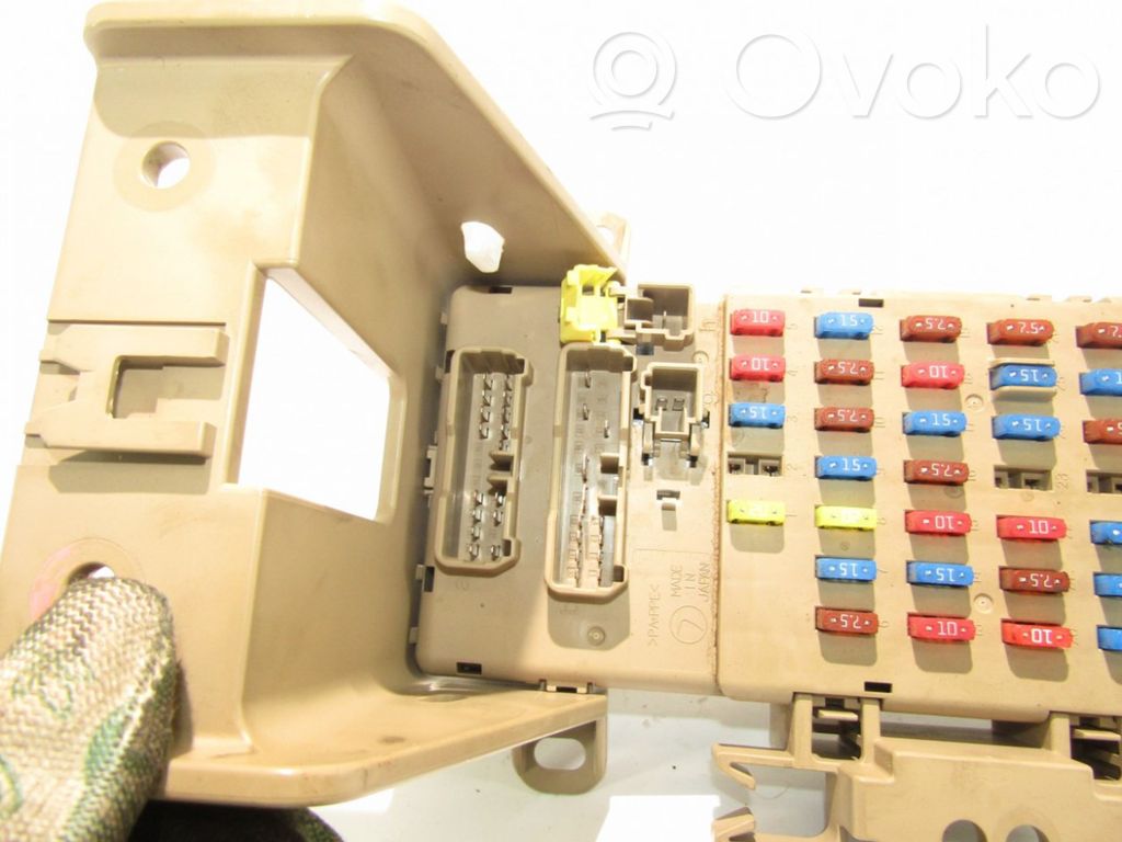 Fuse module   82201FJ010