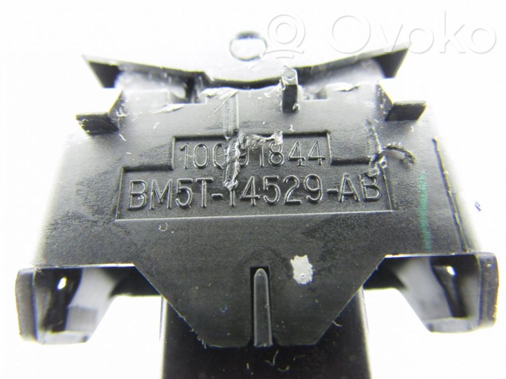 Elektrisko logu slēdzis   BM5T14529AB