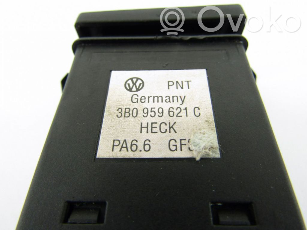 Volkswagen PASSAT B5 Comutator încălzire parbriz/lunetă 