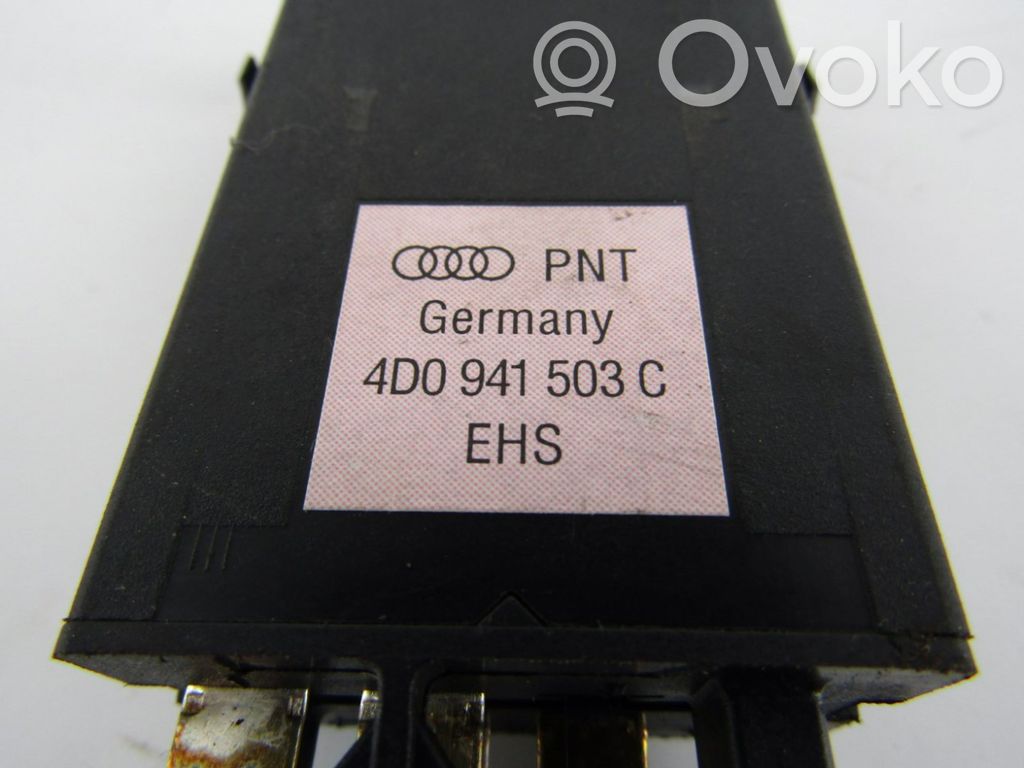 Tuulilasinlämmittimen kytkin   4D0941503C