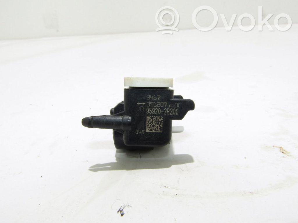 Senzor impact/declanșare airbag   959202B200