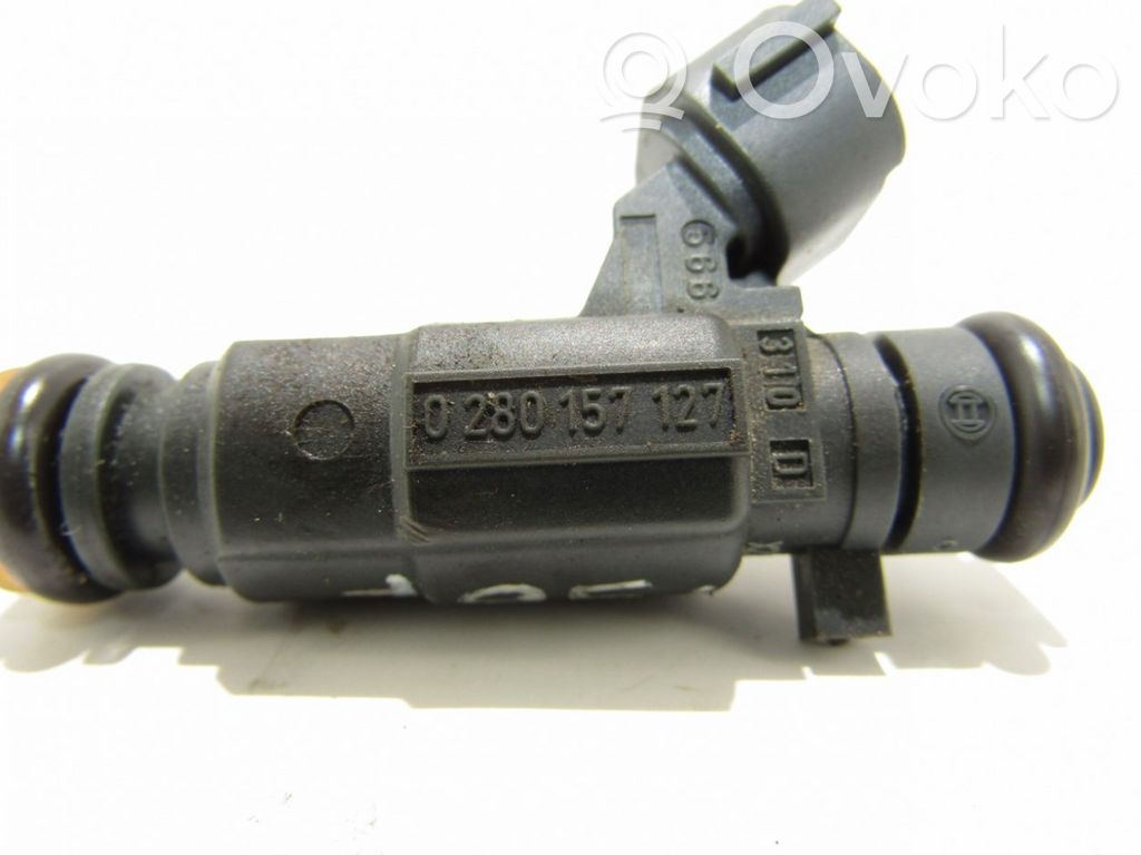 Peugeot 208 I Injector combustibil 