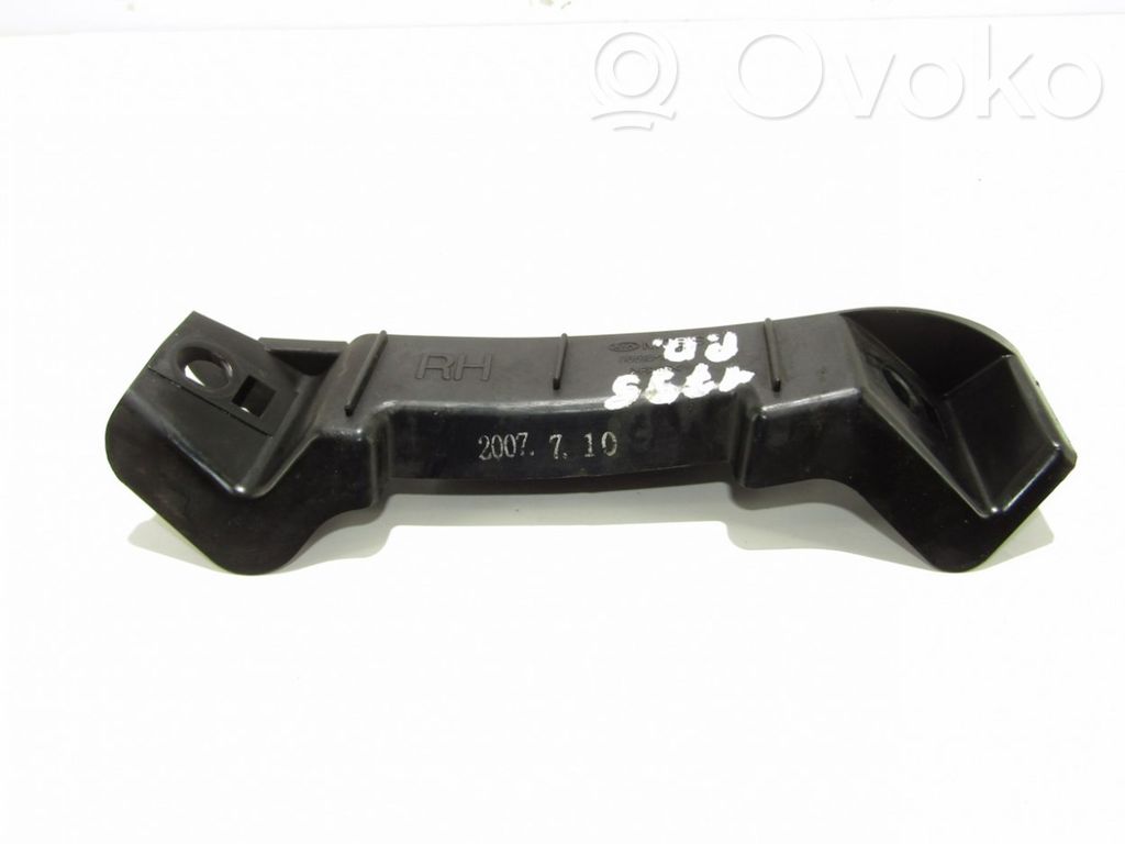 Rear bumper mounting bracket   865181H000