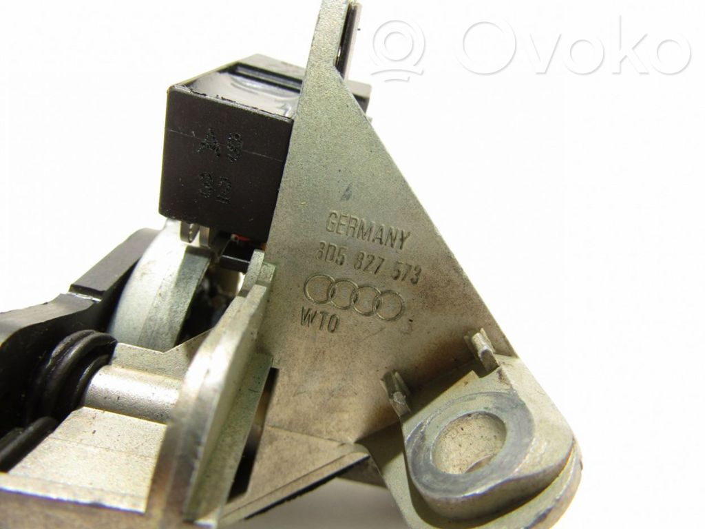 Loading door lock   8D5827573