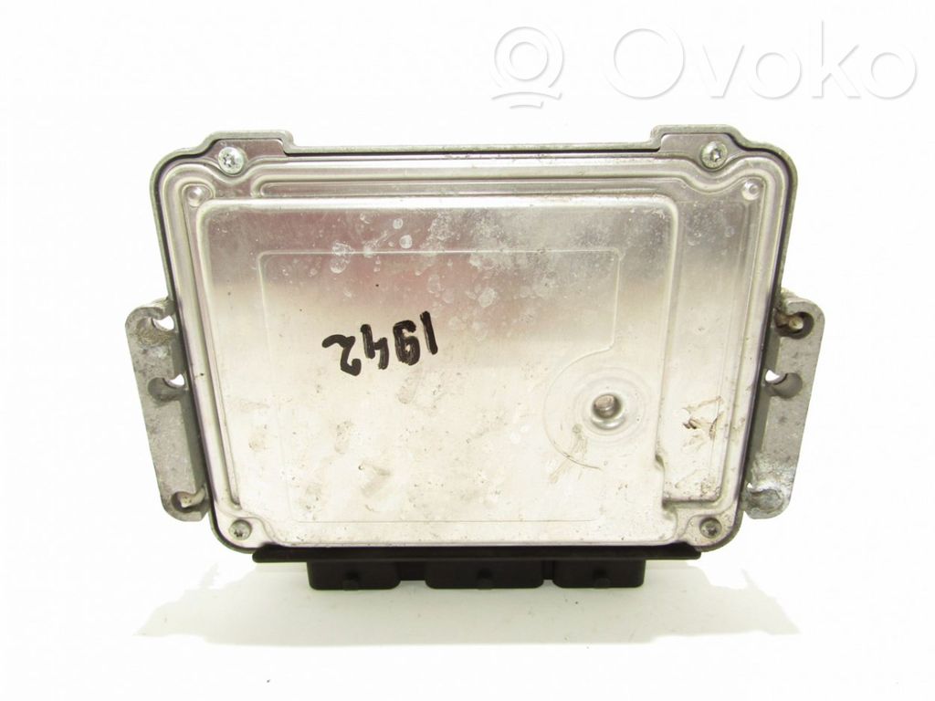 Ford Focus Engine control unit/module 