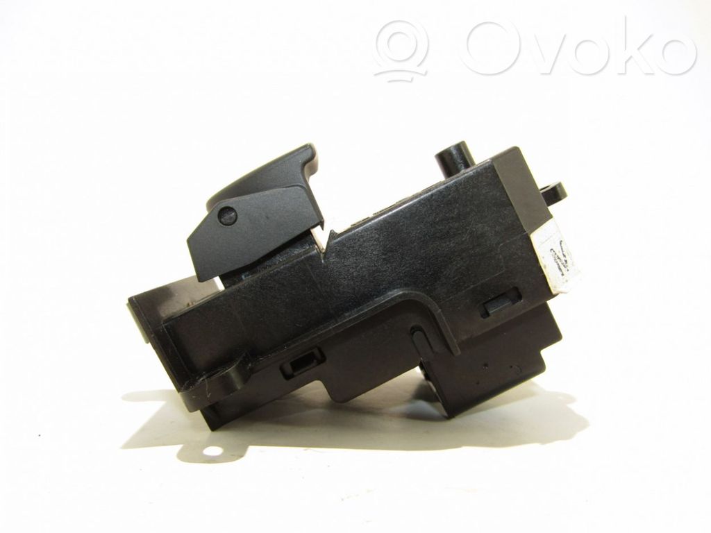 Przyciski szyb   M31537