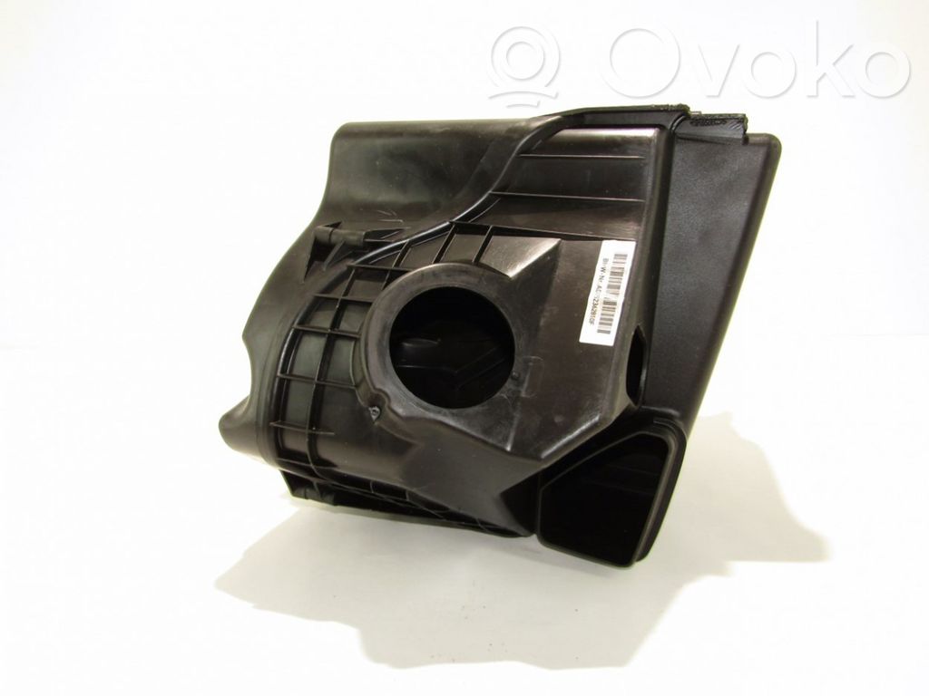 BMW 1 E81 E87 Air filter box 