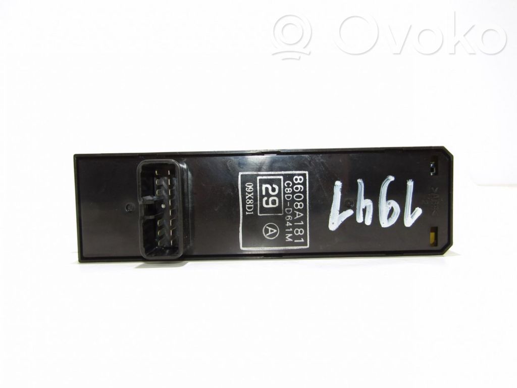Mitsubishi Outlander Electric window control switch 