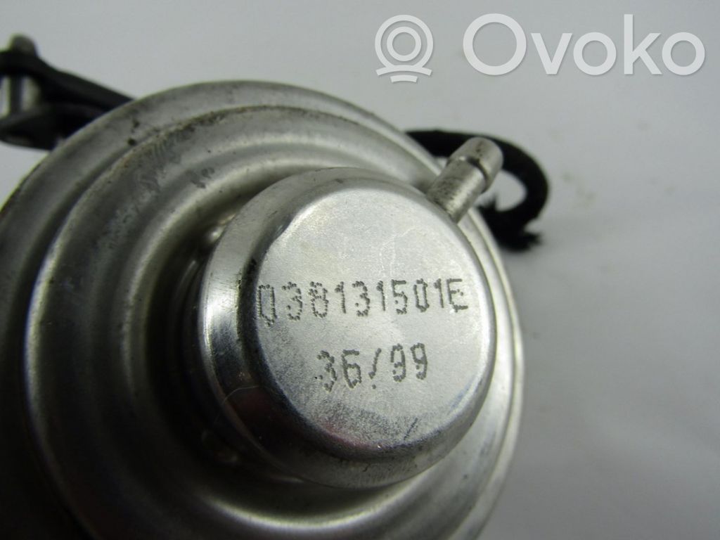 Válvula EGR   038131501E