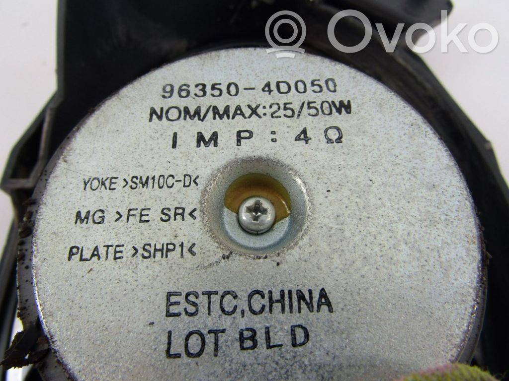 KIA Carnival Etuoven kaiutin 
