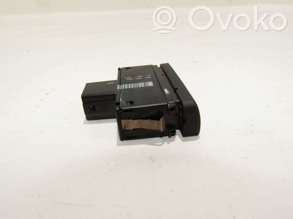 Botón interruptor de luz de peligro   3AA953509