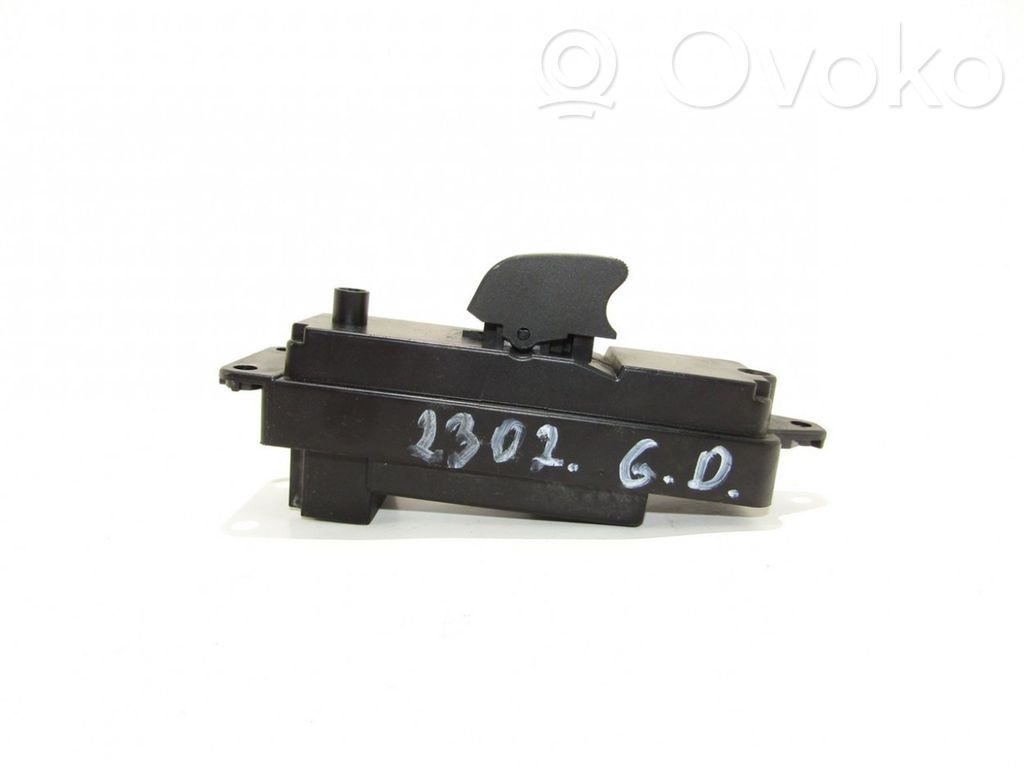 Interruptor del elevalunas eléctrico   GS1D66380,03124610