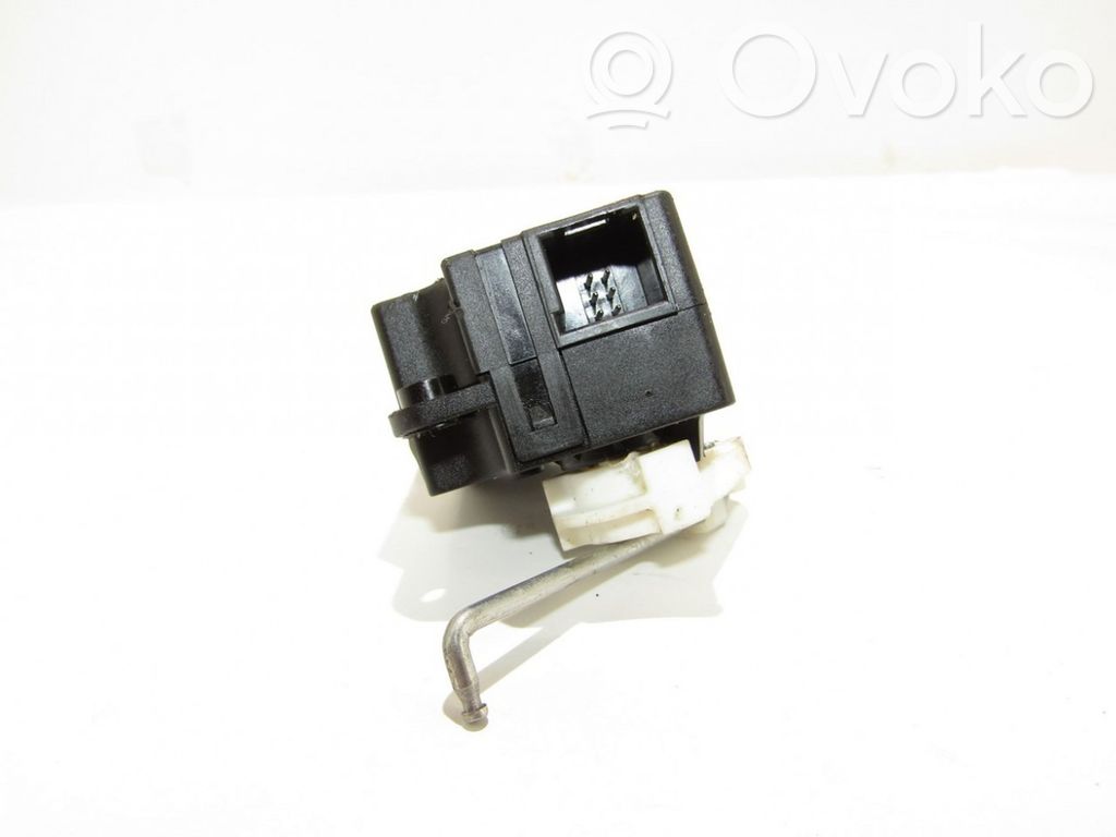 Subaru Forester SJ Air flap motor/actuator 