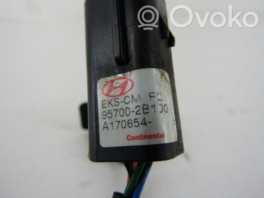 Sensor de aparcamiento PDC   957002B100