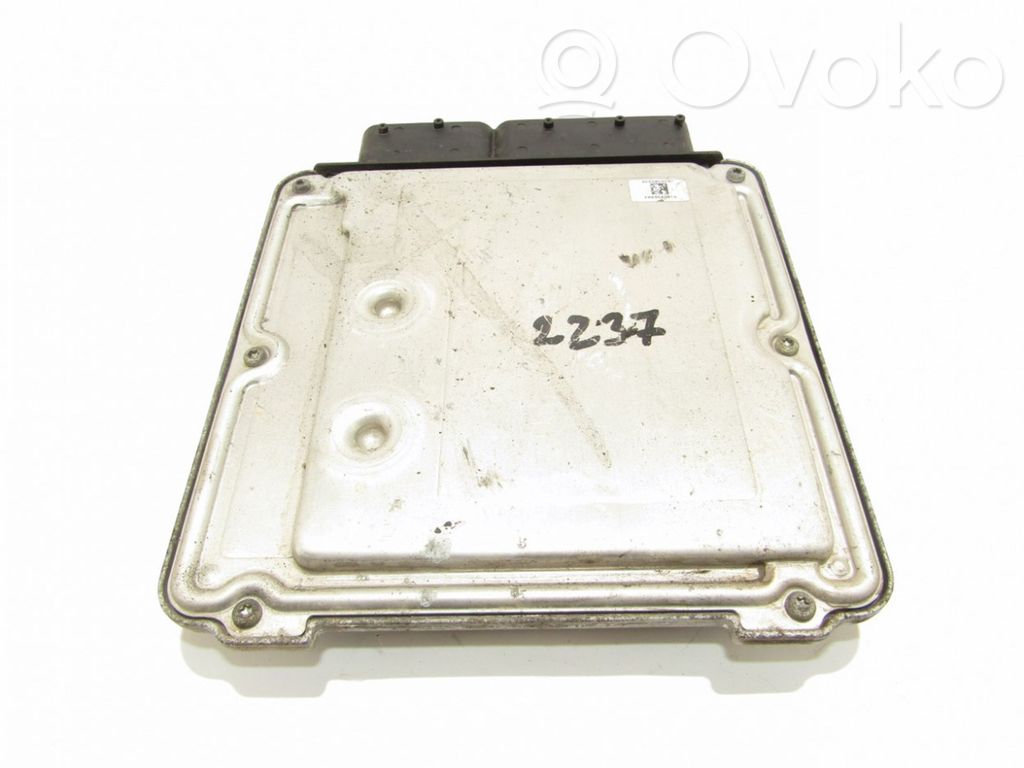 Hyundai Santa Fe Engine control unit/module 