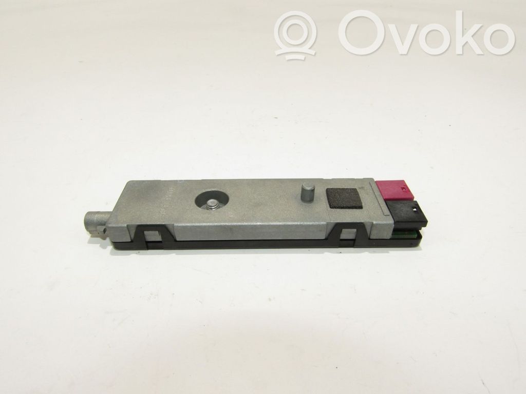 Mercedes-Benz C W204 Amplificatore antenna