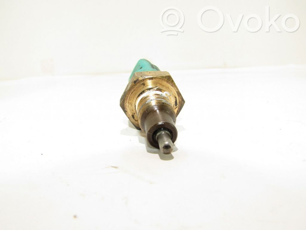 Sensor interruptor de luz de marcha atrás   8200177718