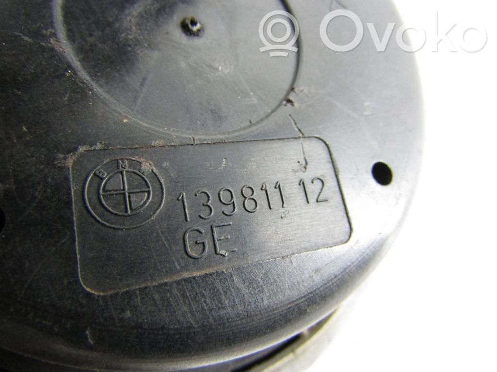 Wspornik / Mocowanie silnika   13981112
