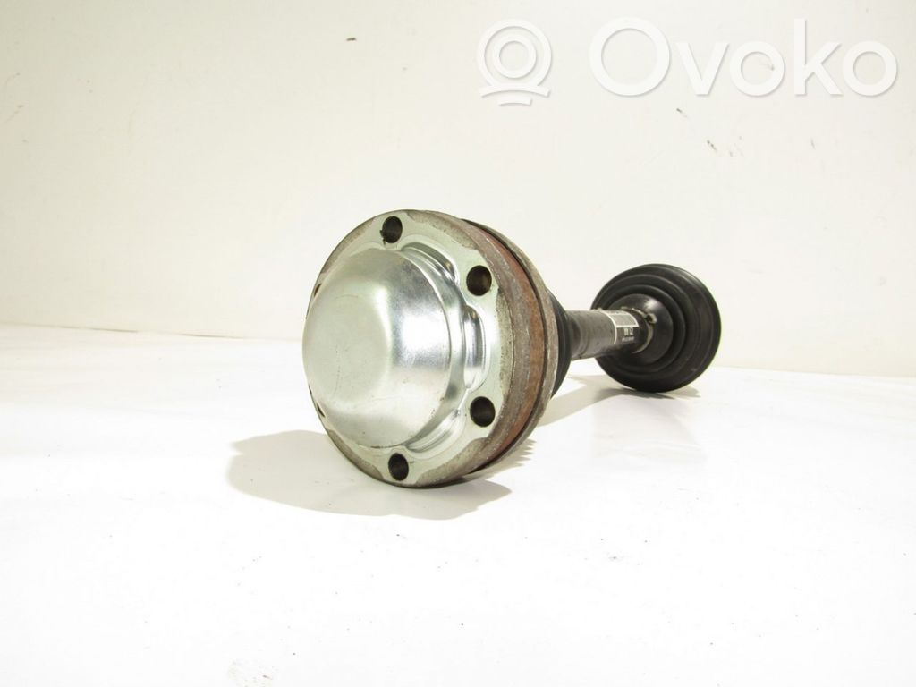 Etuvetoakseli   8J0407271AA