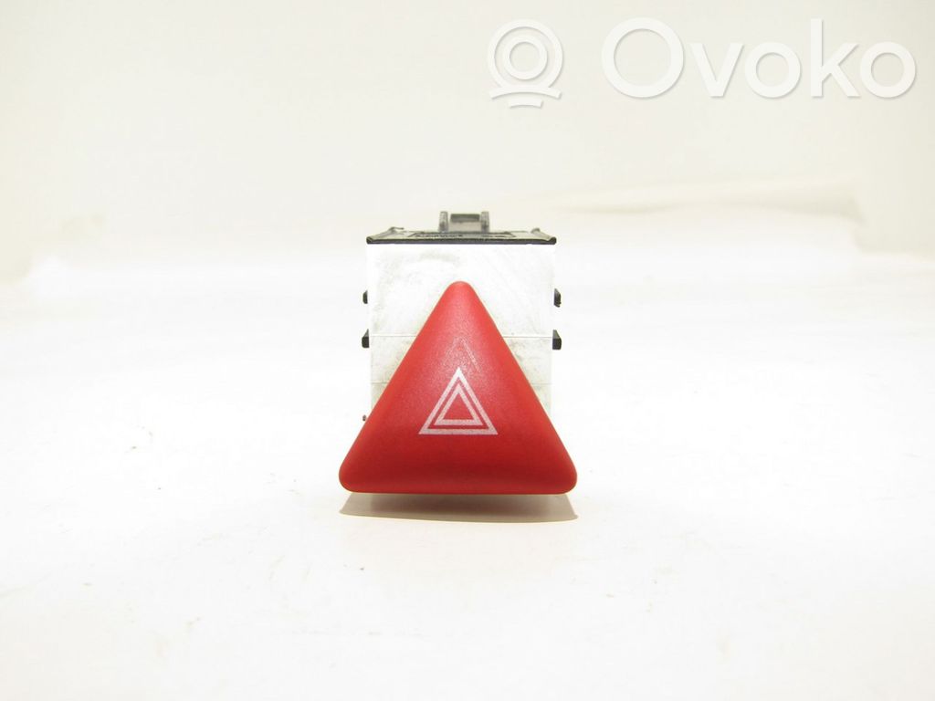 Schalter Warnblinkanlage   3C0953509