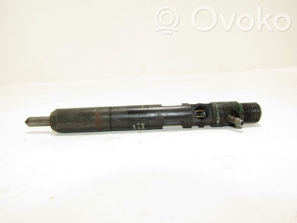 Ford Focus Fuel injector 