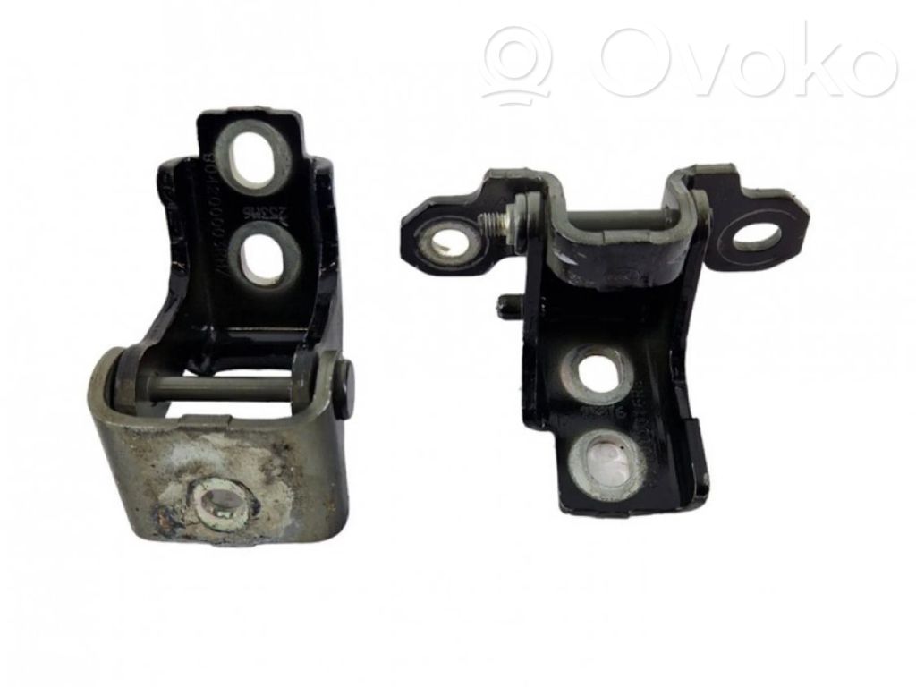 Renault Captur Rear door hinge set 